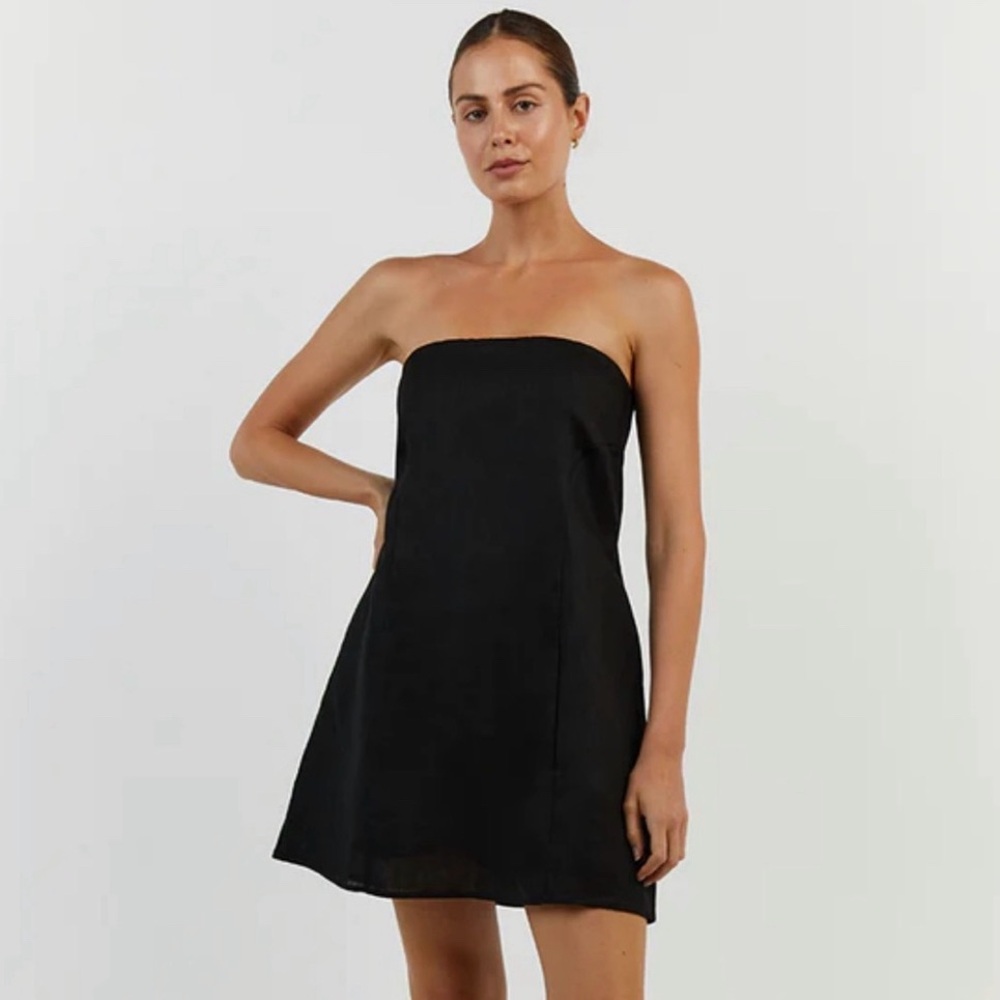 Dissh Daphne Black Linen Mini